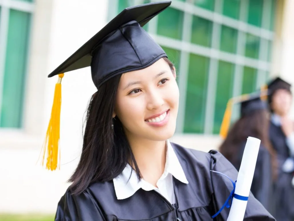 Scholarships for Japanese Students